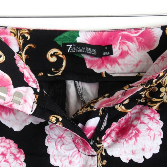 Capri's NY & Co Stretch Girlcore Pink Black Cabbage Floral Roses Career Casual - Picture 6 of 9